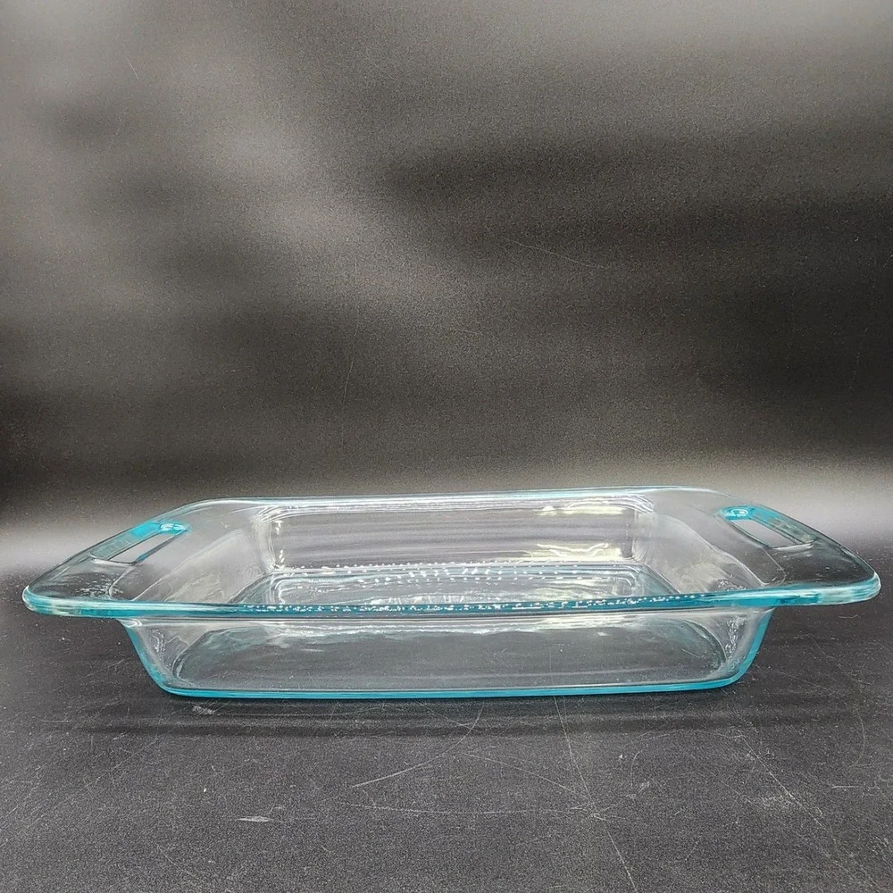 VTG USA Pyrex 3qt 9x13 Clear Blue Tint Glass Rectangular Casserole Baking Dish